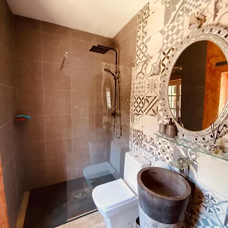 Villa Dos Hermanos *