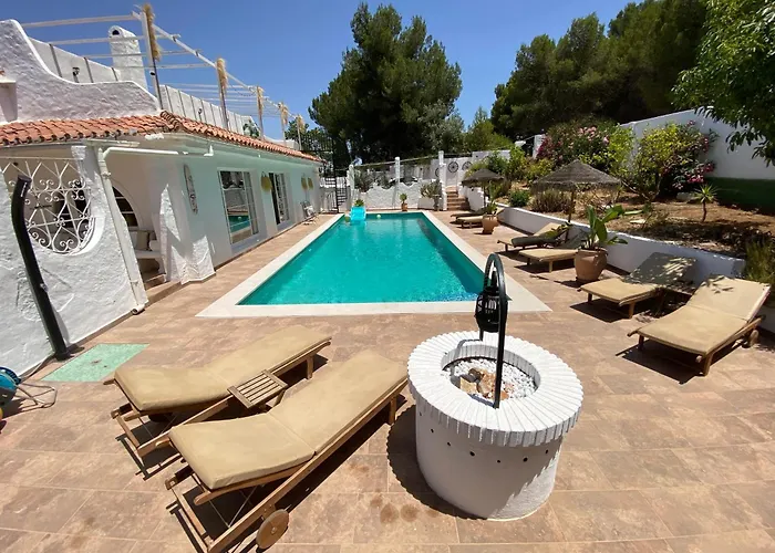 Dos Hermanos Villa